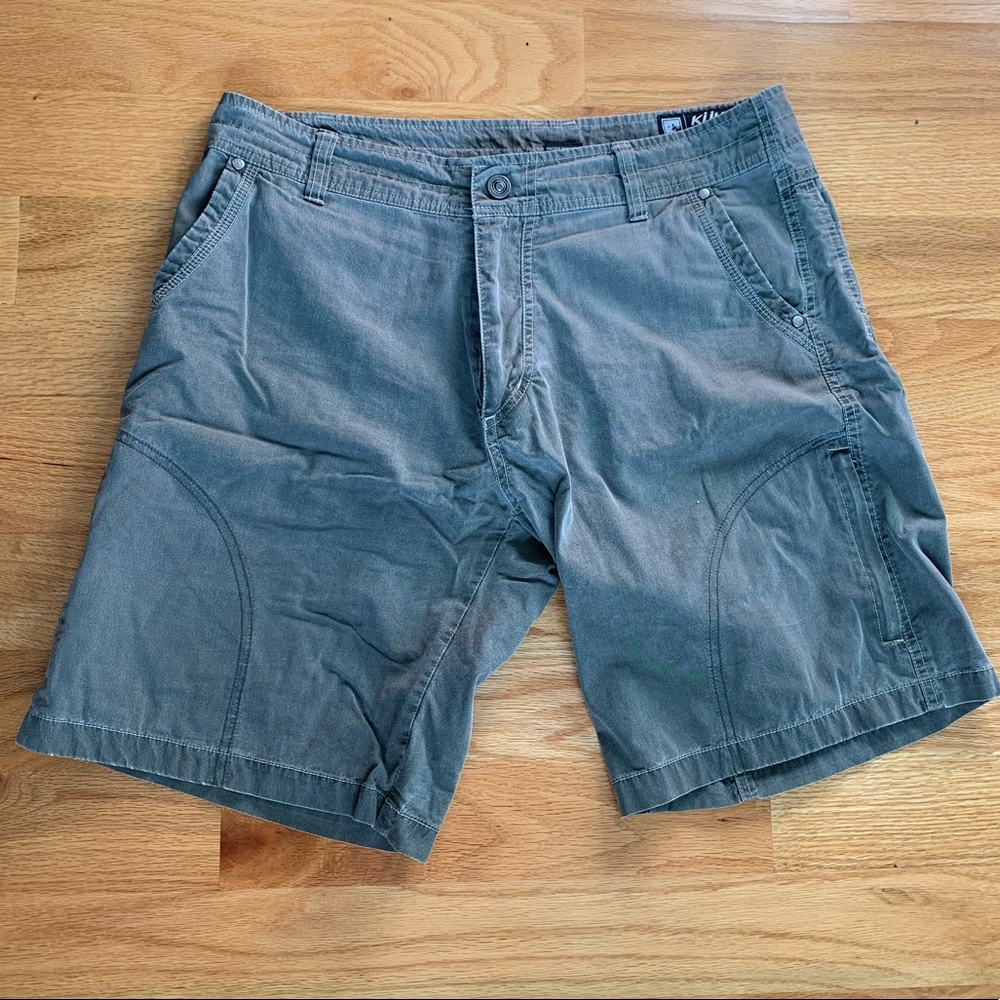 Kuhl men’s shorts. Olive green/gray. size 34